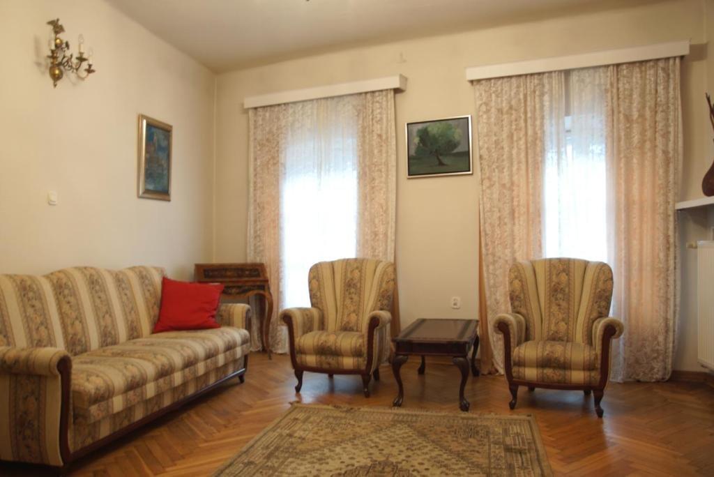 Pokoje Goscinne Dom Literatury Varşovia Exterior foto